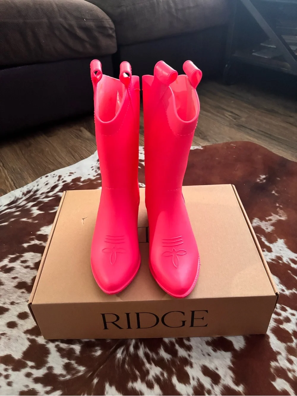 Dakota Ridge Barbie pink waterproof Women's Rain Boots size 8